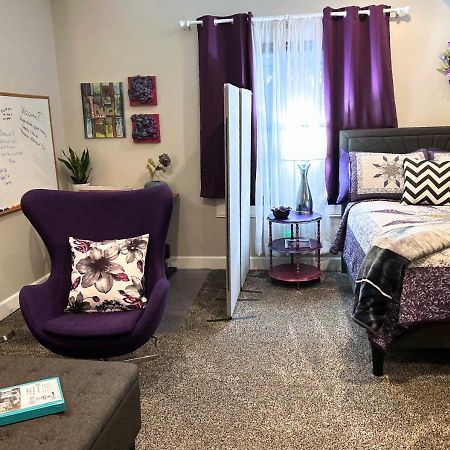 Vip Suites For Business Women, Nurses, College Moms Traveling To Indianapolis Exterior foto