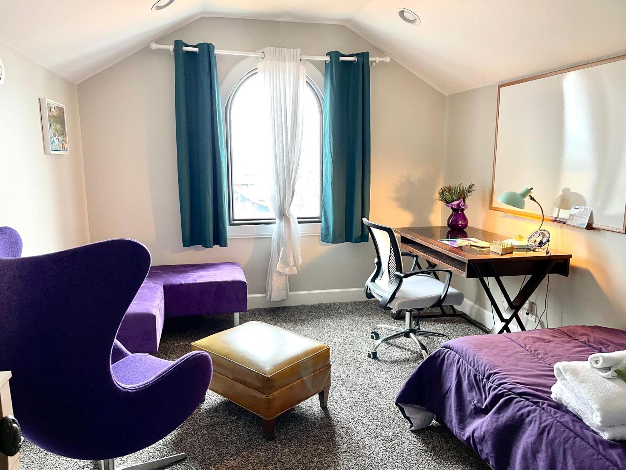 Vip Suites For Business Women, Nurses, College Moms Traveling To Indianapolis Exterior foto